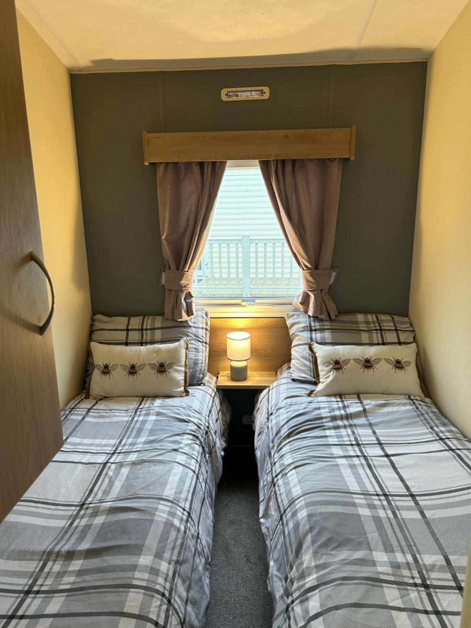 Beautiful 8 Birth Holiday Home - Tattershall Lakes Экстерьер фото